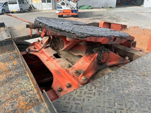 MITSUBISHI FUSOU SUPER GREAT 2015