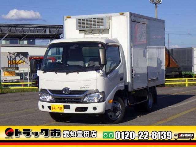 TOYOTA DYNA 2017