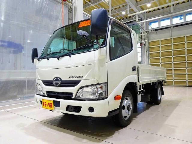 HINO DUTRO 2017