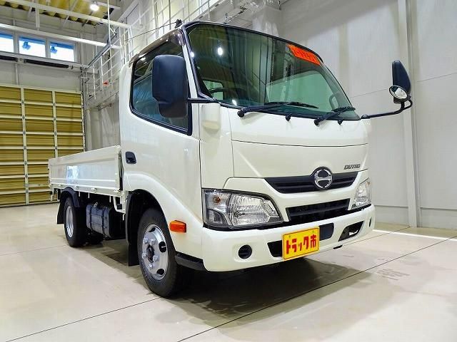 HINO DUTRO 2017