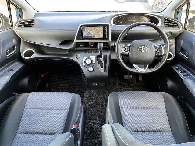 TOYOTA SIENTA 2022