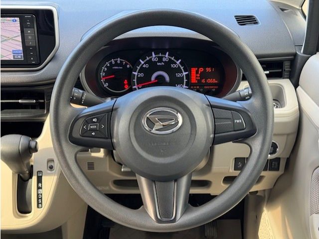 DAIHATSU MOVE 4WD 2015