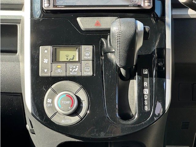 DAIHATSU TANTO CUSTOM 2015