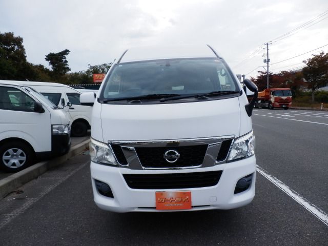 NISSAN NV350 CARAVAN 4WD 2013