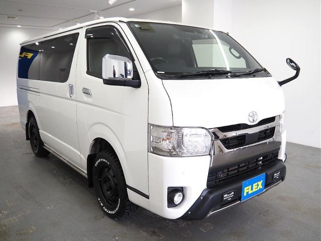 TOYOTA HIACE van 4WD 2021
