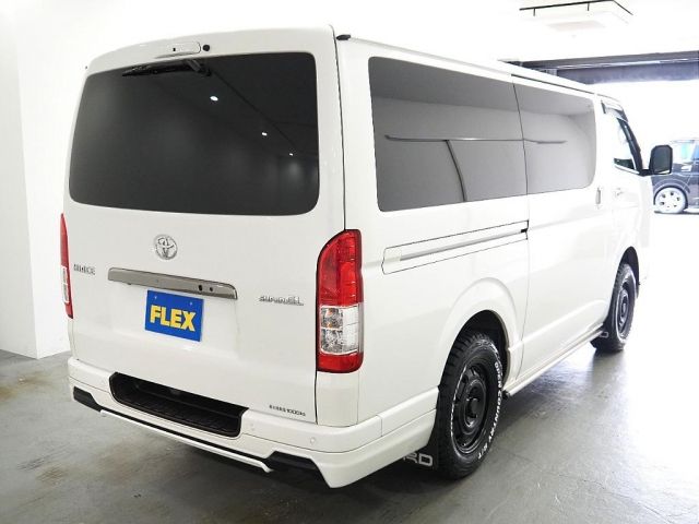 TOYOTA HIACE van 4WD 2021