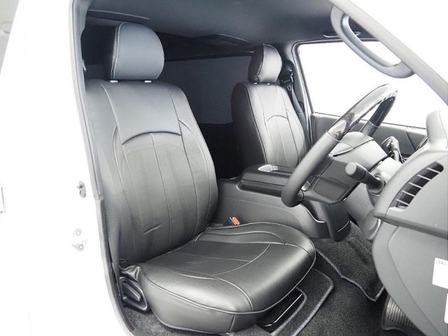 TOYOTA HIACE van 4WD 2021