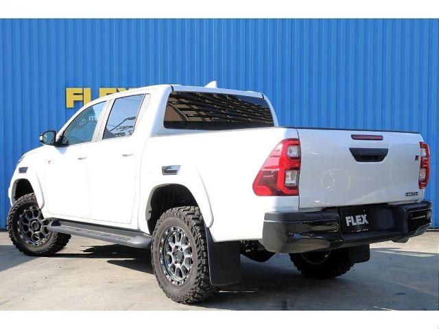 TOYOTA HILUX 4WD 2024