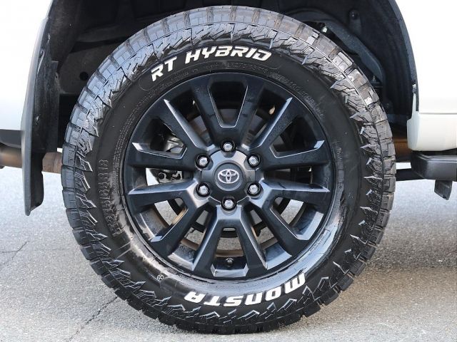 TOYOTA LANDCRUISER PRADO 2023