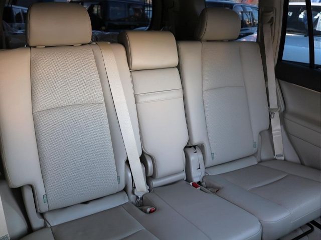 TOYOTA LANDCRUISER PRADO 2023