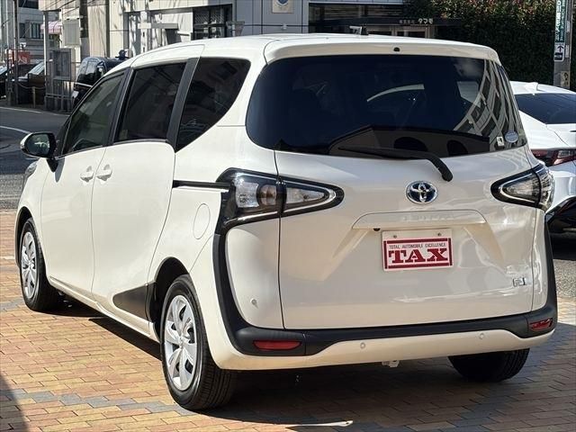 TOYOTA SIENTA HYBRID 2020