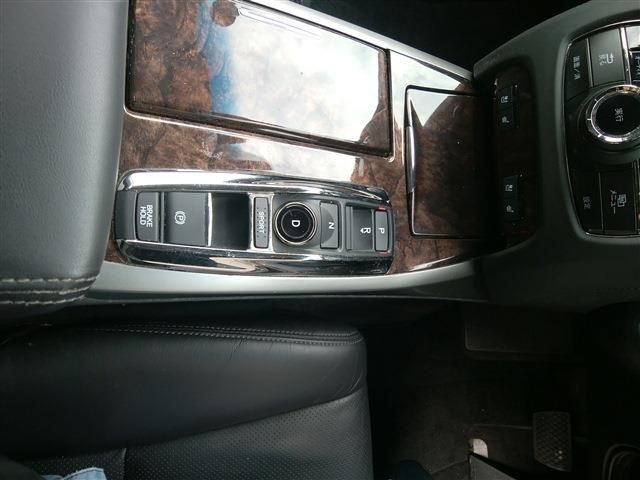 HONDA LEGEND HYBRID 2016