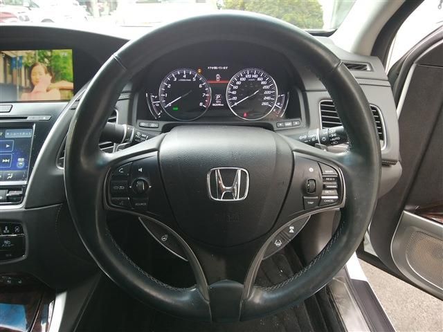 HONDA LEGEND HYBRID 2016
