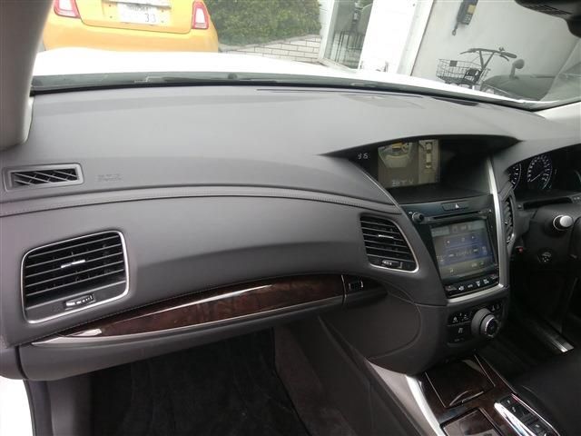 HONDA LEGEND HYBRID 2016