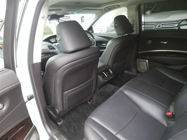 HONDA LEGEND HYBRID 2016