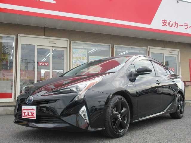 TOYOTA PRIUS 2018