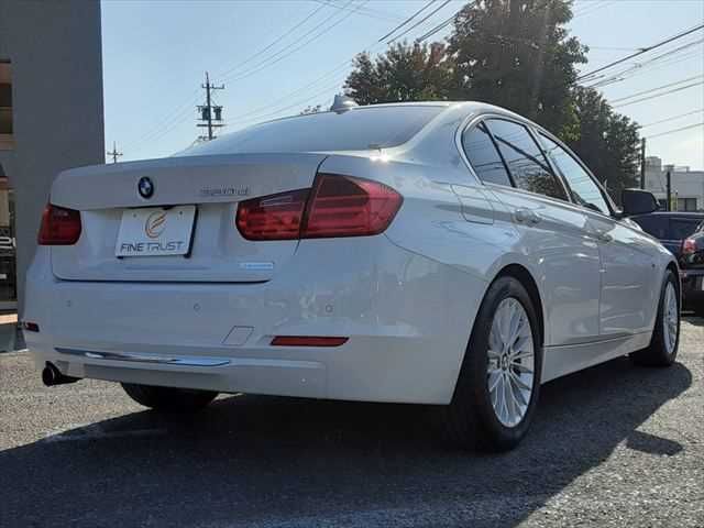 BMW BMW 3series sedan 2012