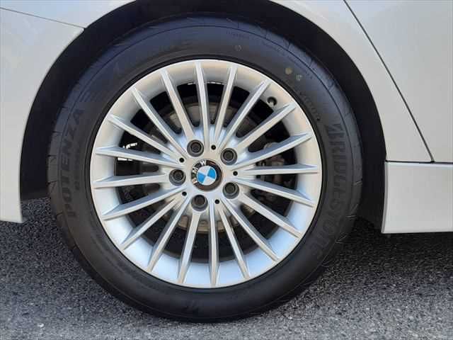 BMW BMW 3series sedan 2012