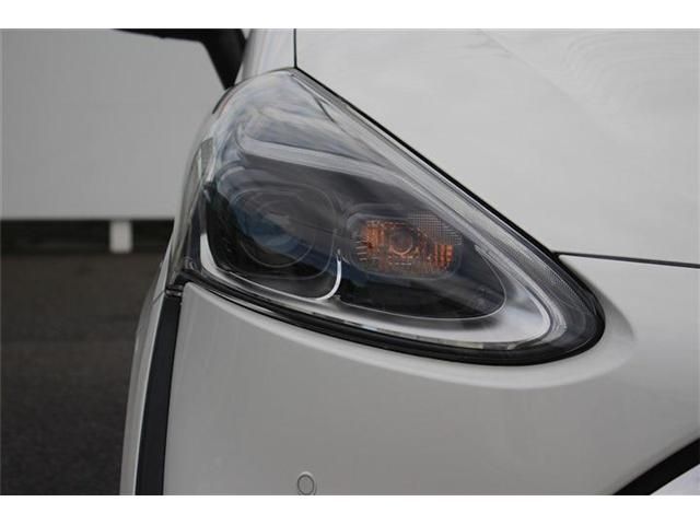 TOYOTA SIENTA HYBRID 2019