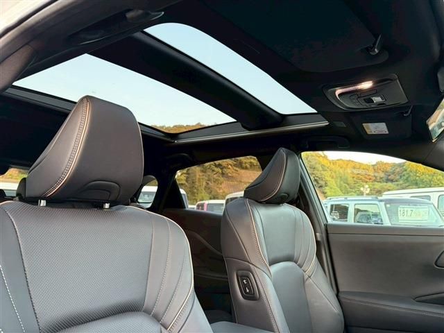 TOYOTA CROWN SPORT 2024