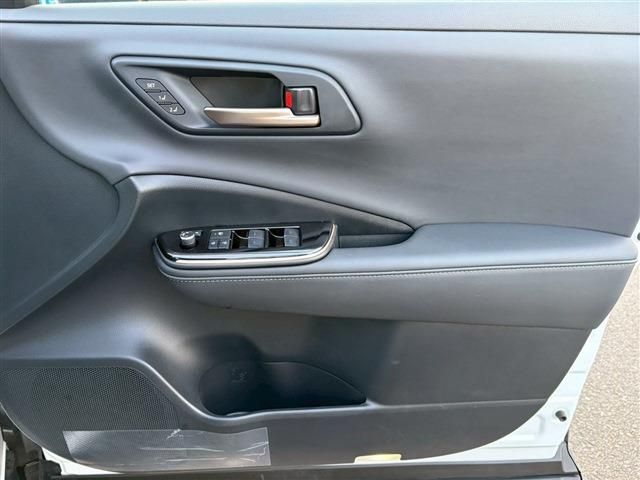 TOYOTA CROWN SPORT 2024