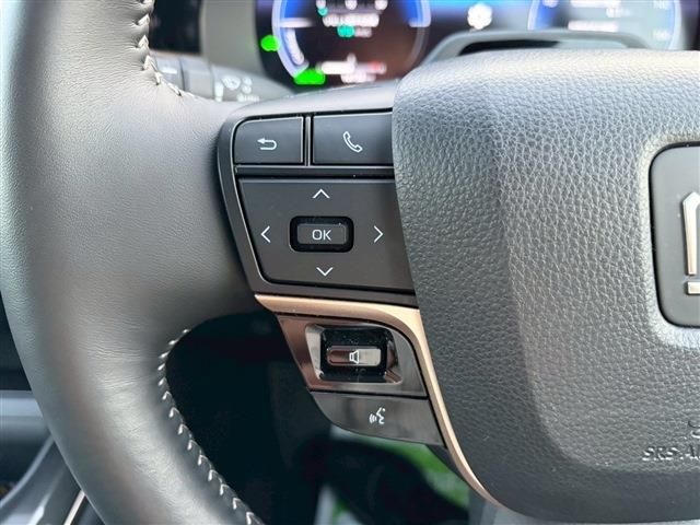 TOYOTA CROWN SPORT 2024