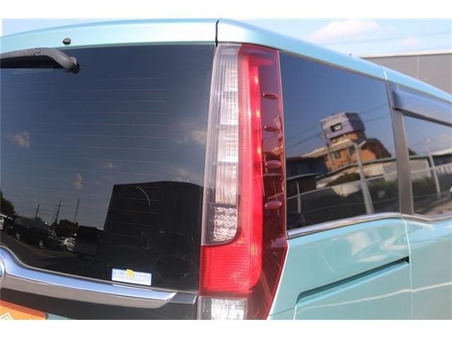 TOYOTA ESQUIRE HYBRID 2015