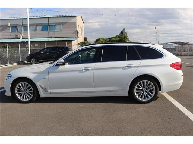 BMW BMW 5series TOURING 2017