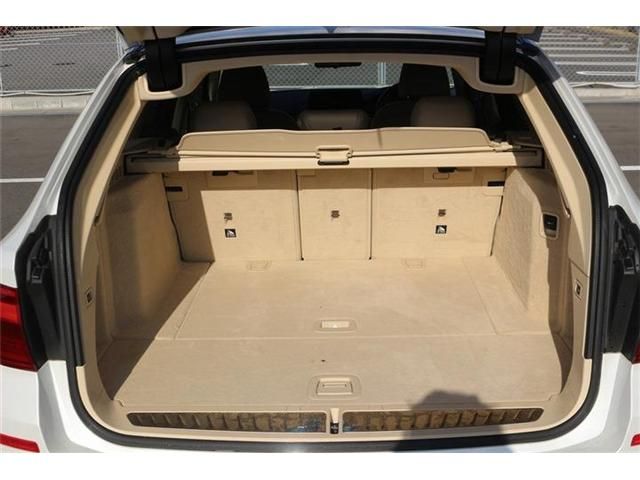 BMW BMW 5series TOURING 2017