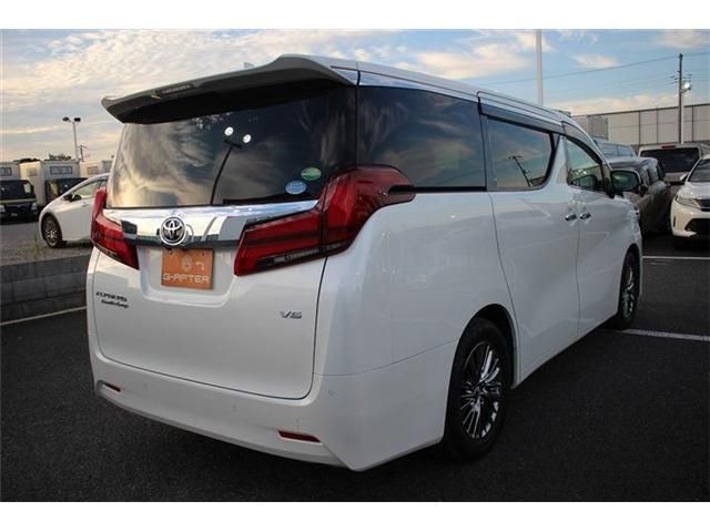 TOYOTA ALPHARD 2018