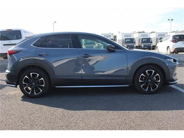MAZDA CX-30 2020