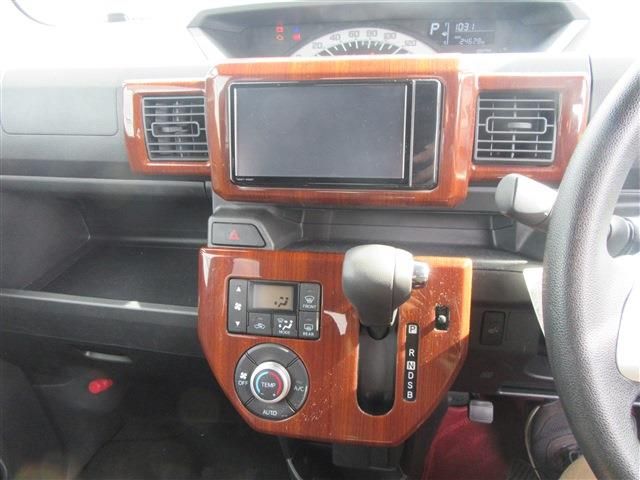 TOYOTA PIXIS MEGA 2020