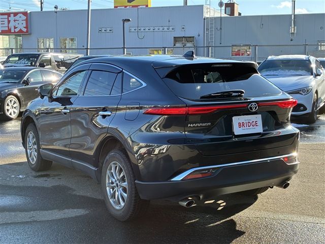 TOYOTA HARRIER 4WD 2020