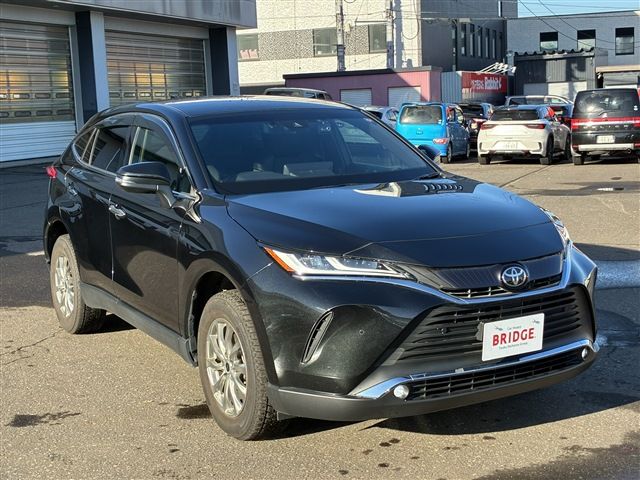 TOYOTA HARRIER 4WD 2020