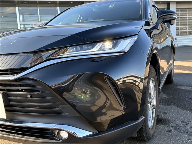 TOYOTA HARRIER 4WD 2020