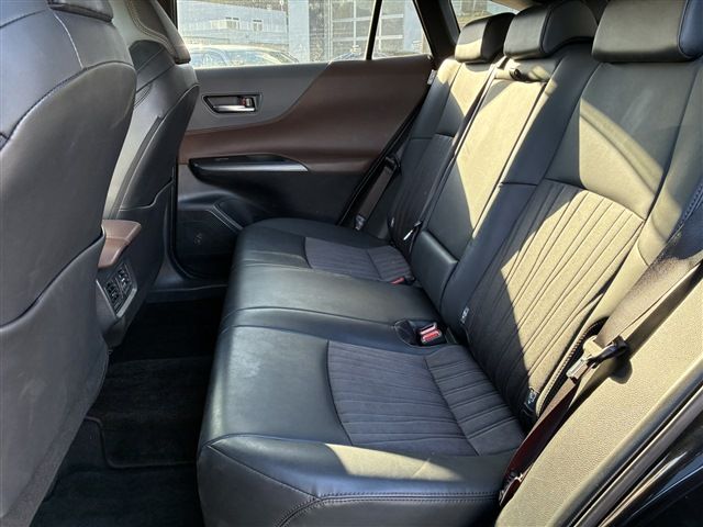 TOYOTA HARRIER 4WD 2020