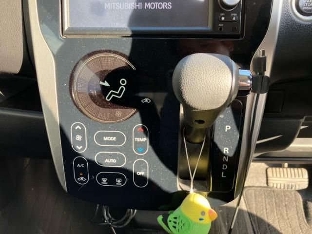 MITSUBISHI eK custom 2013