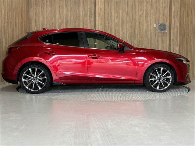 MAZDA AXELA SPORTS 2017