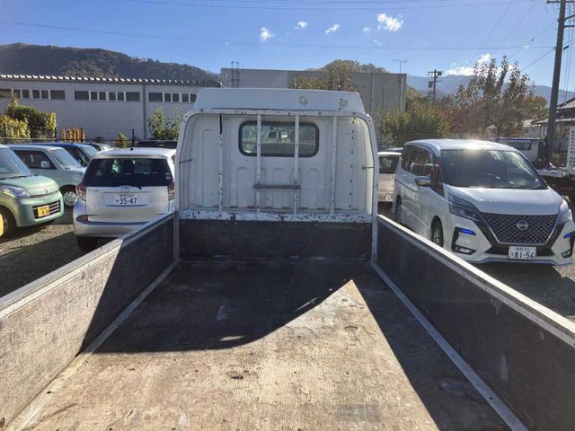 MITSUBISHI CANTER 2006