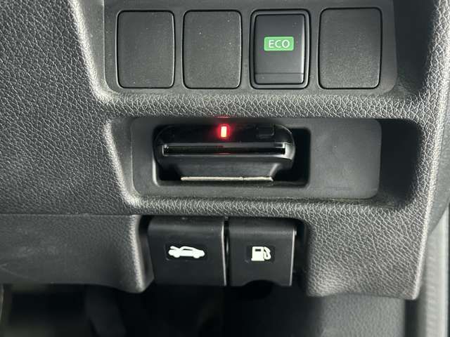 NISSAN X-TRAIL HYBRID 2WD 2016