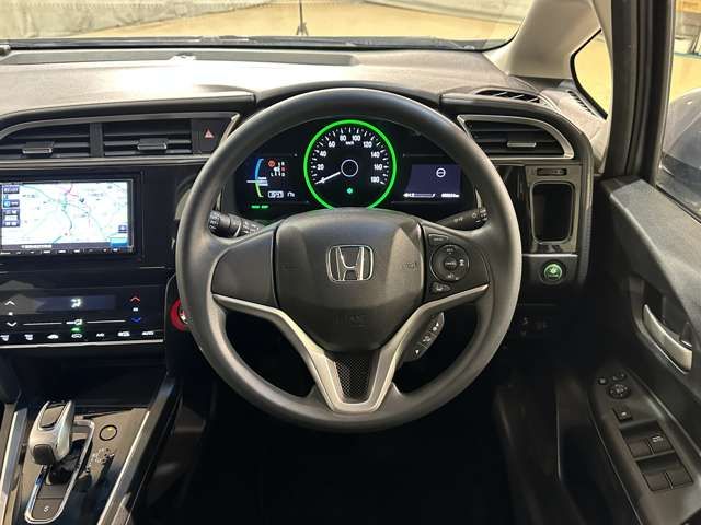 HONDA SHUTTLE HYBRID 2022