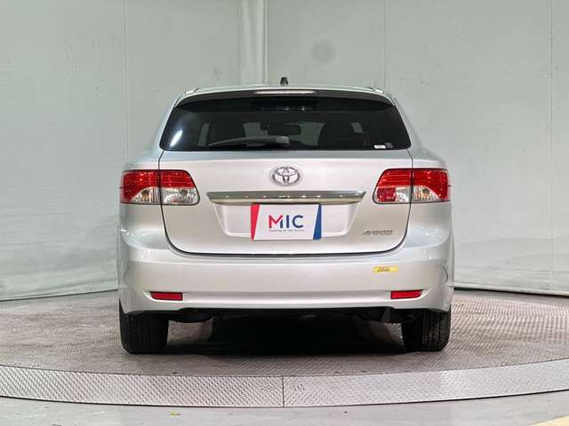 TOYOTA AVENSISWAGON 2012