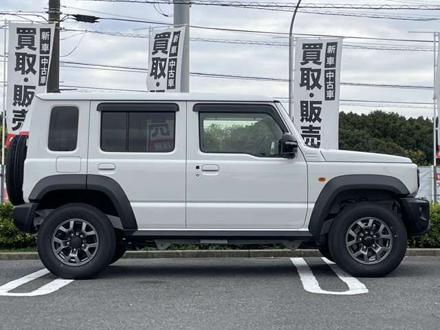SUZUKI JIMNY NOMADE 2025