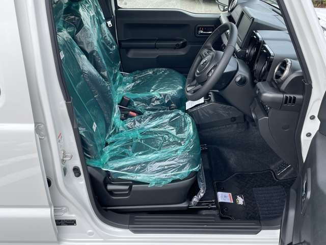 SUZUKI JIMNY NOMADE 2025