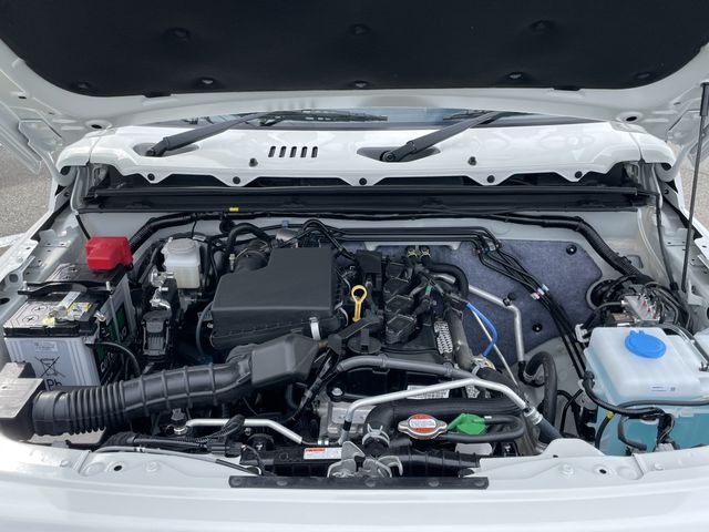 SUZUKI JIMNY NOMADE 2025