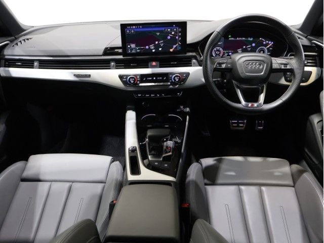 AUDI AUDI A4 AVANT 2023