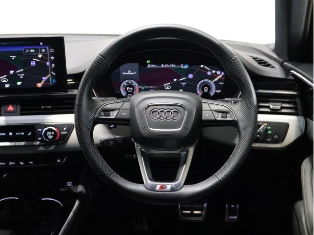 AUDI AUDI A4 AVANT 2023