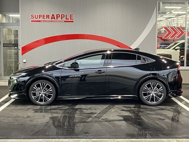 TOYOTA PRIUS 4WD 2024