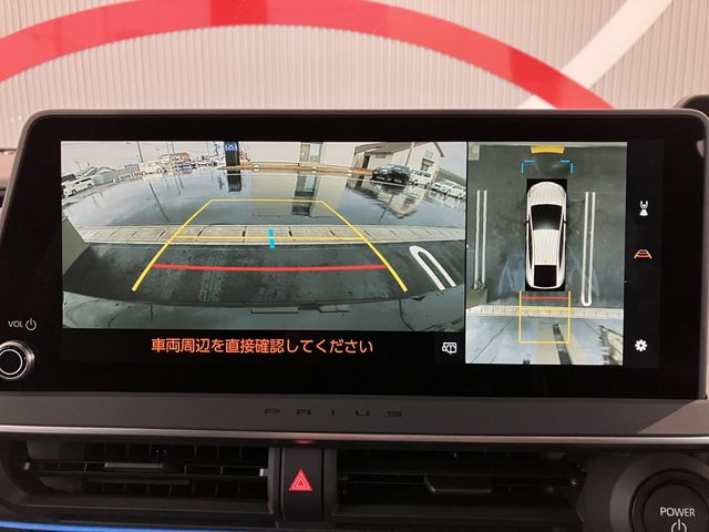 TOYOTA PRIUS 4WD 2024