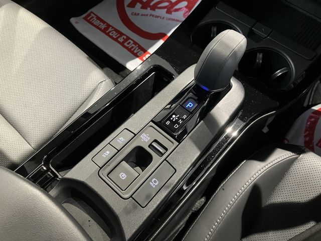 TOYOTA PRIUS 4WD 2024